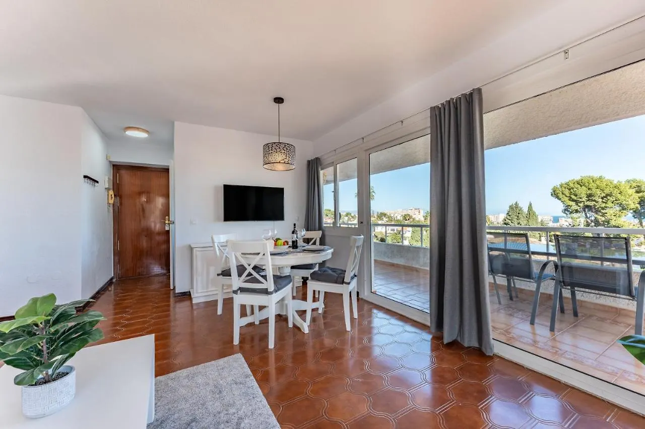 דירות בנאלמדנה Sunny 2Br Pool Terrace Seaview 0*,  ספרד